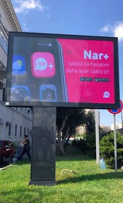 Solar Power Scrolling Outdoor LED Display Screen With Remote Control and IP65 Protection Level
