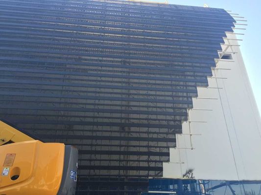 Transparent 60%  P7.9-10.4\P15.625mm LED Advertising Screen With See Through Glass For Shopping Mall