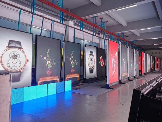 Waterproof GCL P3 Digital LED Poster For Indoor And Outdoor 3mm Pixel Pitch Display