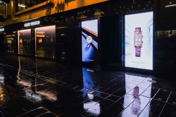 Good price GA Series P4 Poster Led Display W1366*H1920mm Module Size 320*160mm IP65 Outdoor Installation 8000 nits online