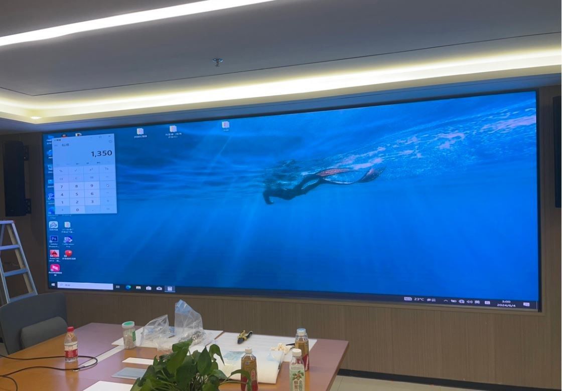 P1.2 P1.5 P1.8P 2.0 Wide Viewing Angle Indoor LED Display Easy Install Led Video Wall
