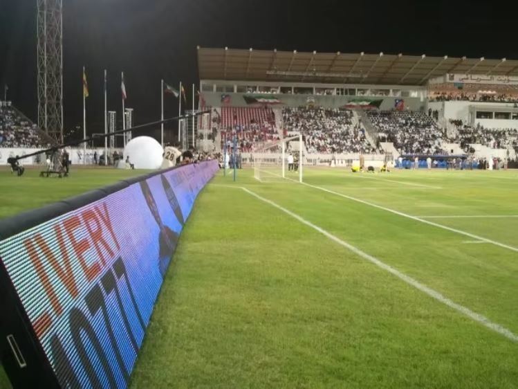 High Definition Waterproof P10mm LED Display Screen Around Football Fields And Sports Venues