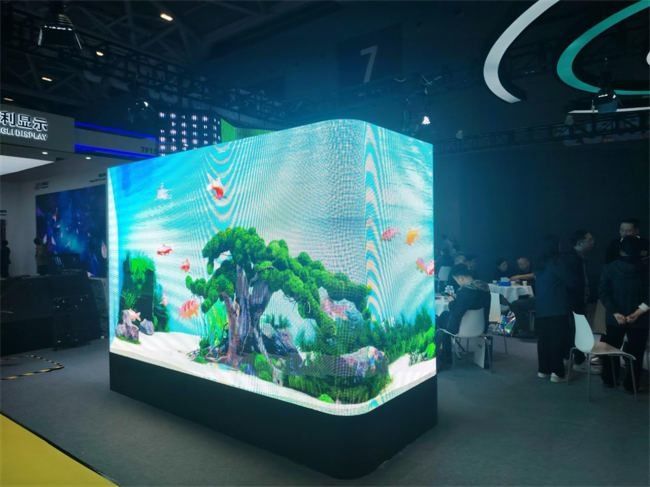 Outdoor Advertising Led Screen P4 P5.7mm Aluminum Waterproof IP65 960*960mm L-Shaped Curved Corner Right Angle Solution