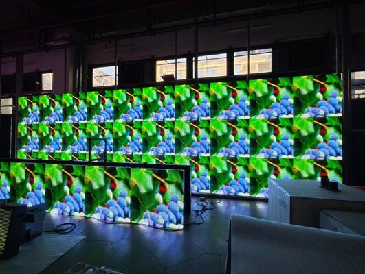 Gsurface IV Media Facade LED Display with 6500nits Brightness IP65 Protection and 3840Hz Refresh Rate for Outdoor Use